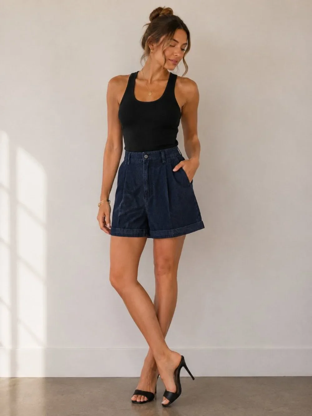 Liz Claiborne Vintage Dark Indigo Denim Jorts Pleated High Rise 90s Mom Shorts